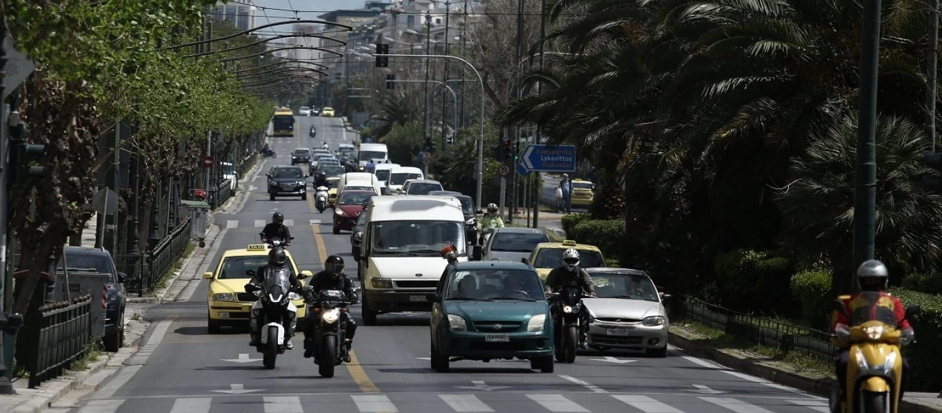 O κορωνοϊός ήταν απλά η... πρόβα: Πρόστιμα, απαγορεύσεις και SMS για όσους μπαίνουν «χωρίς άδεια» στο κέντρο της Αθήνας